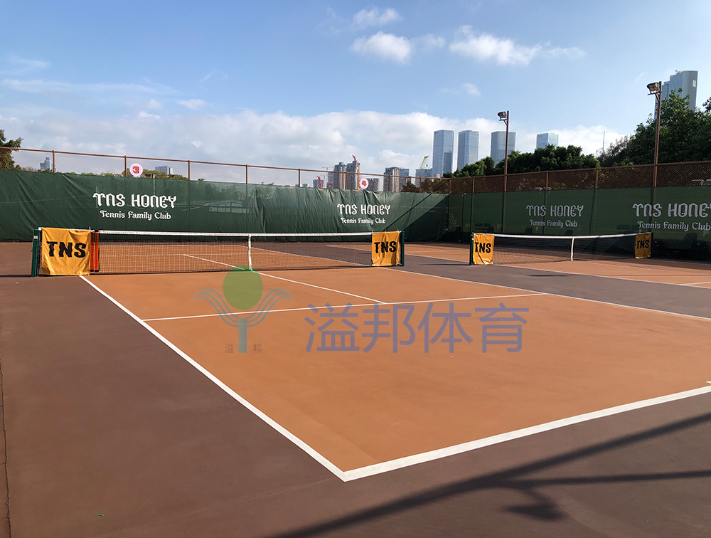 網(wǎng)球場價格以及建設(shè)要求，溢邦體育承建深圳網(wǎng)紅運動網(wǎng)球場