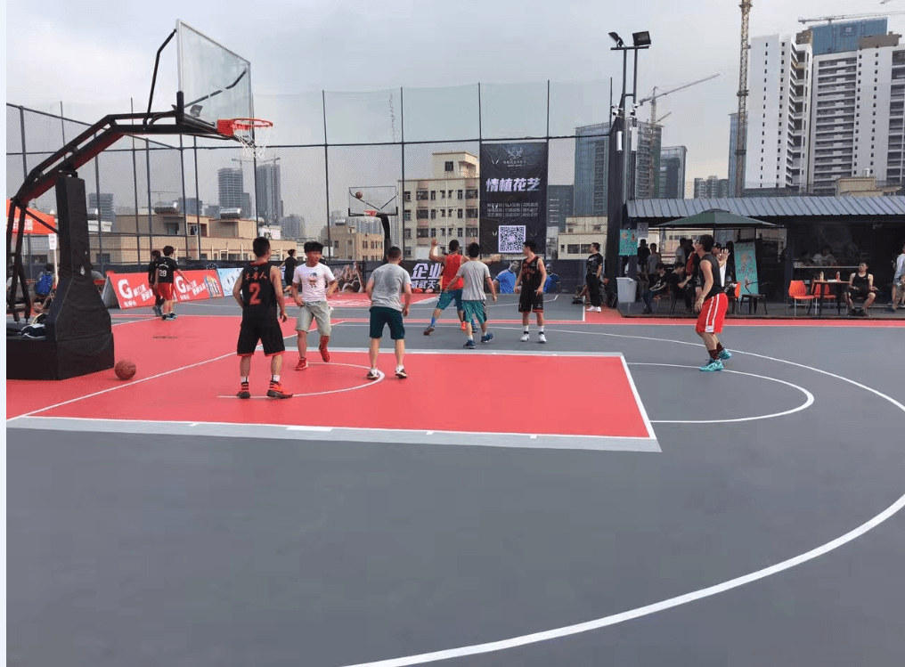 塑膠籃球場造價要多少，2023體育施工廠家給您回答