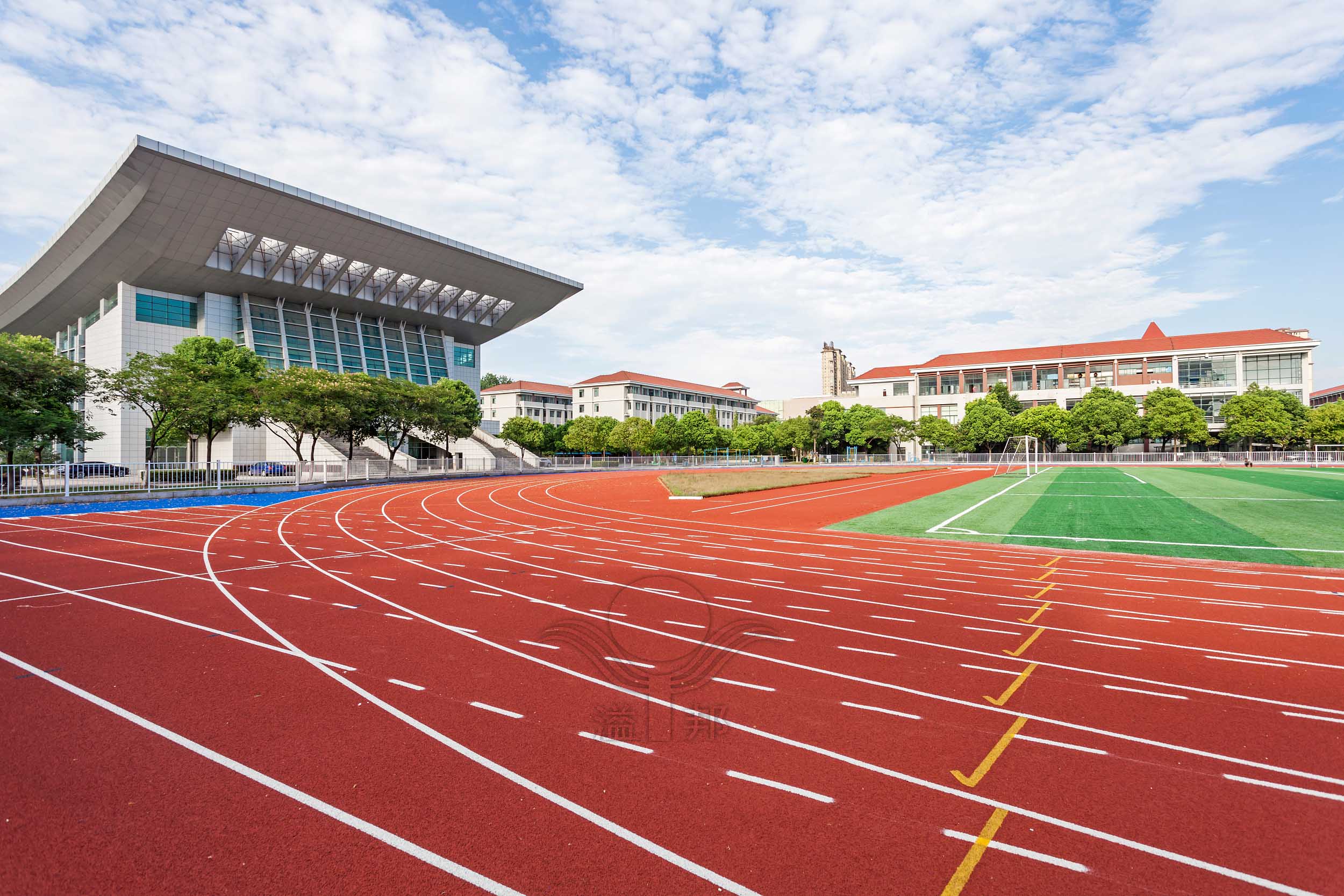 塑膠跑道建設(shè)工程