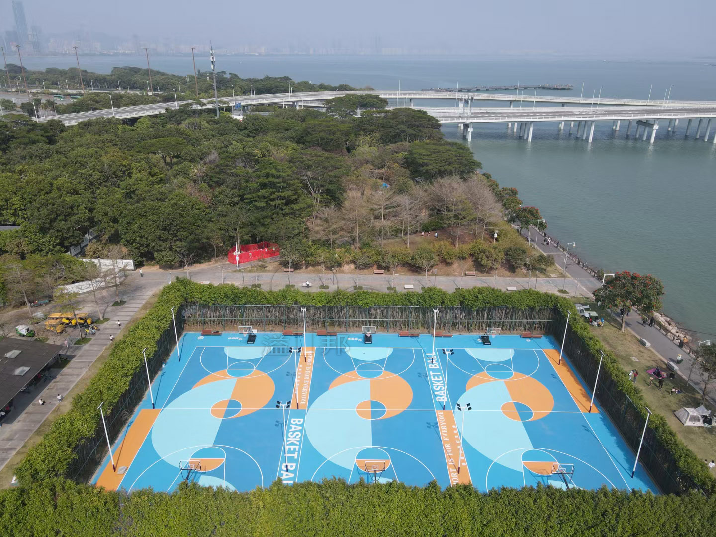 公園籃球場(chǎng)